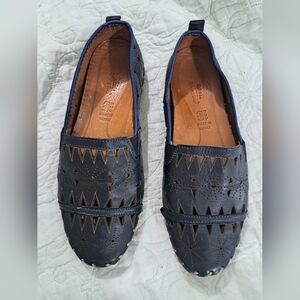 Spring Step flats size 38 Navy